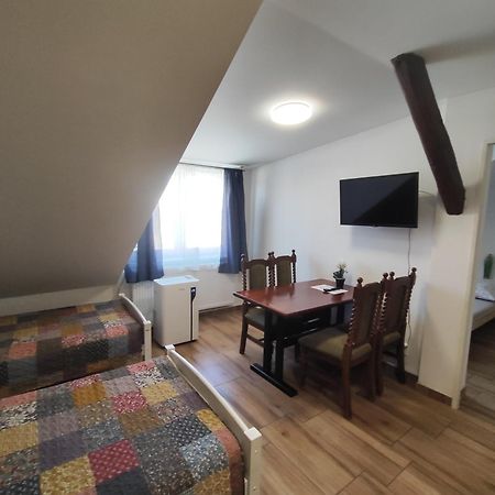 Kralovak Apartamento Králŭv Dvŭr Exterior foto